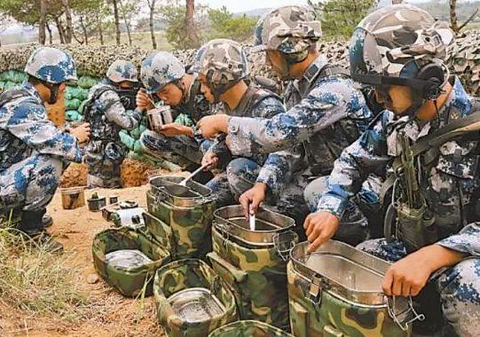 小巷中的步兵最新美食探索之旅
