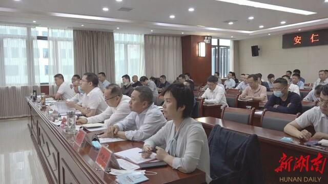 桂郴赣铁路最新消息,桂郴赣铁路最新消息与一段温馨的旅程