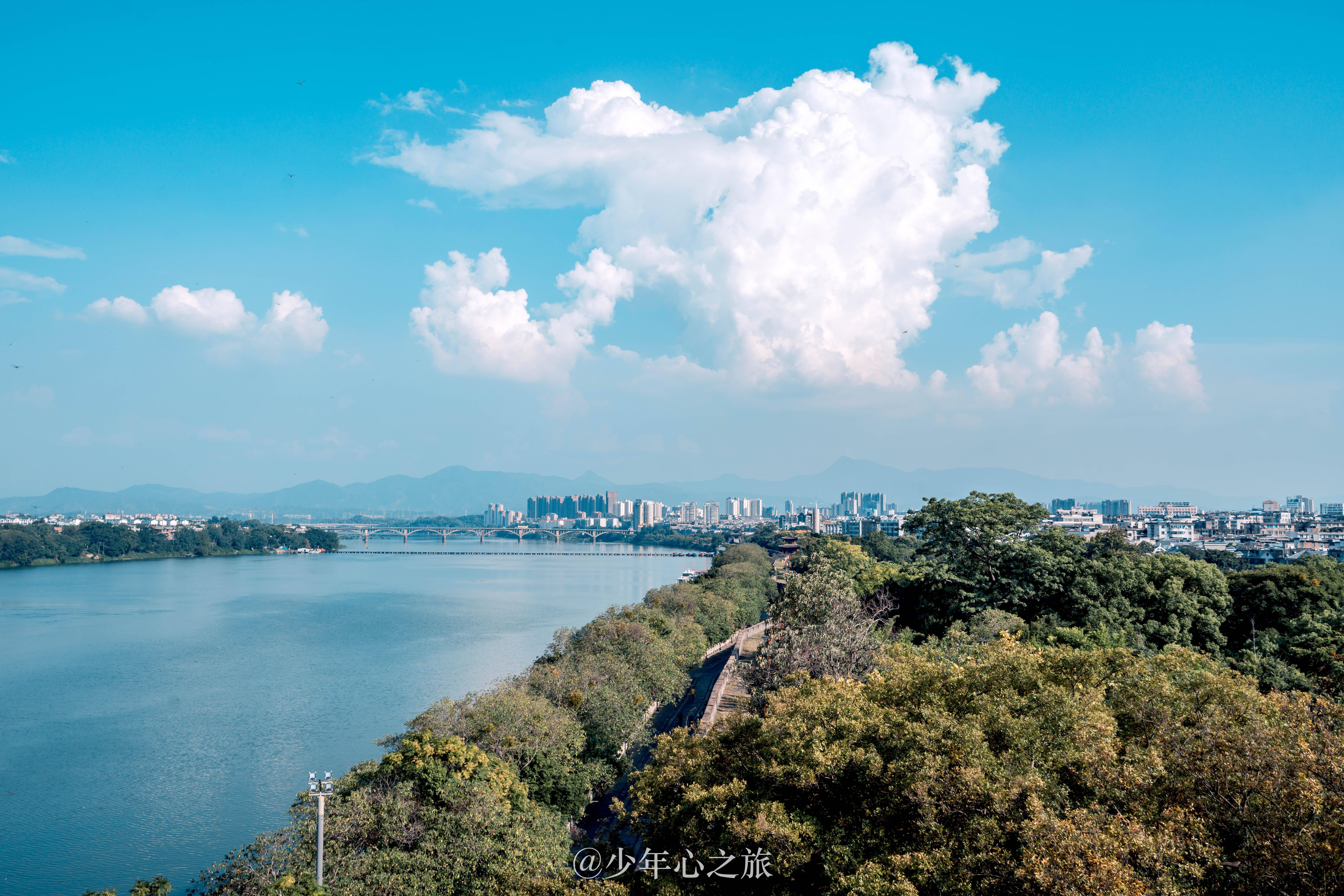 九江与赣州，自然美景的探索之旅对比解析