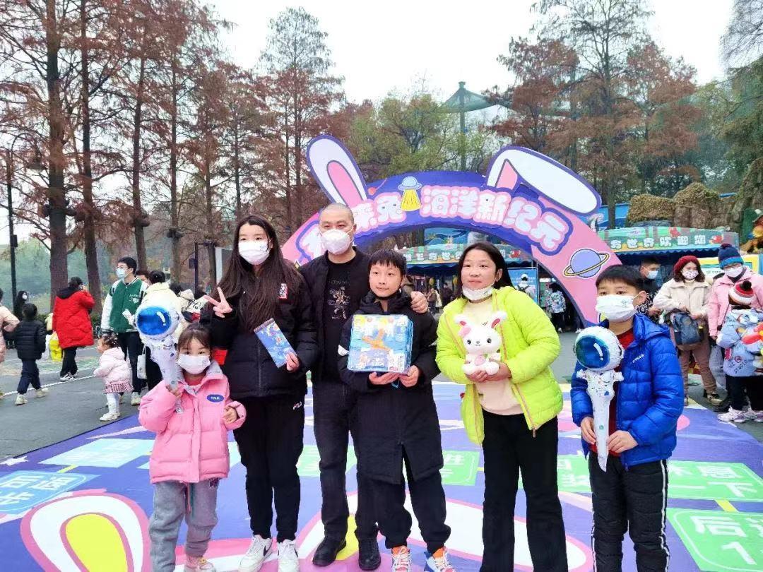 兔宝宝科技新品震撼登场，开启智能生活新纪元